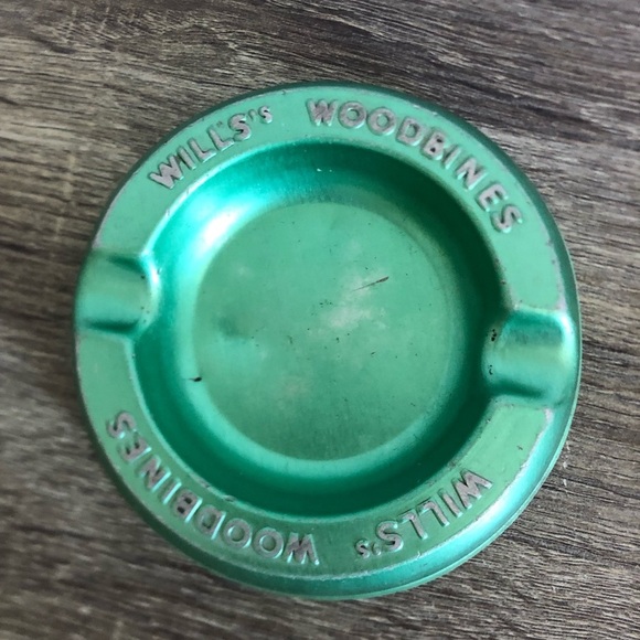 Vtg Green Wills's Woodbines Ashtray - Picture 5 of 10